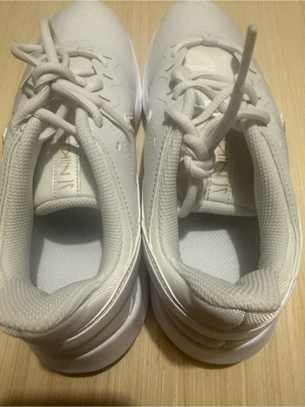 Nike Women's White Sneakers with Metallic Yellow-Gold Swoosh. NWOT - Picture 5 of 7